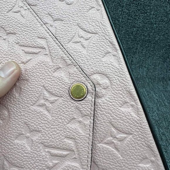 100% Authentic Louis Vuitton Pochette Felice W/Pouch Monogram Leather Bag - Picture 3 of 16